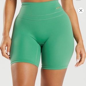 Gymshark Whitney Simmons collection shorts! 💚